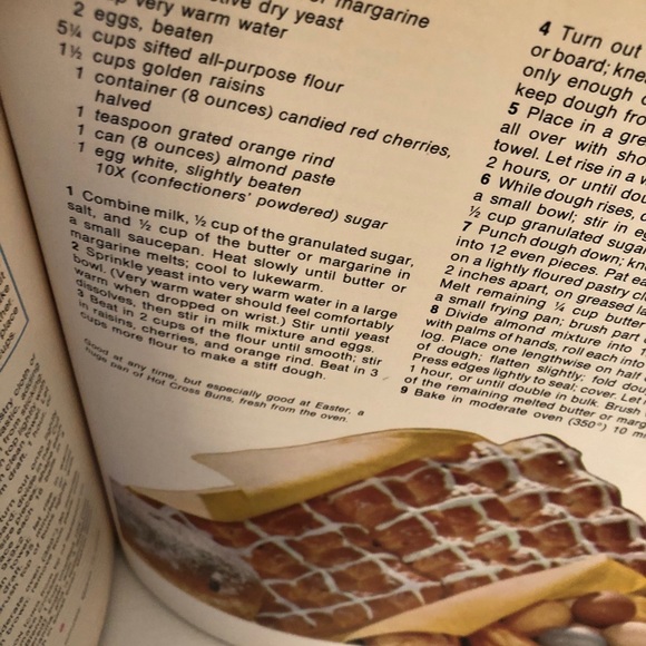 Book - Picture 2 of 4